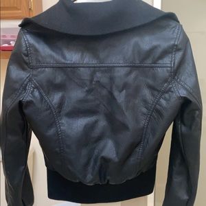 Women’s leather jacket